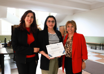 Segunda cohorte del Diplomado en Simulación Clínica recibe reconocimiento institucional